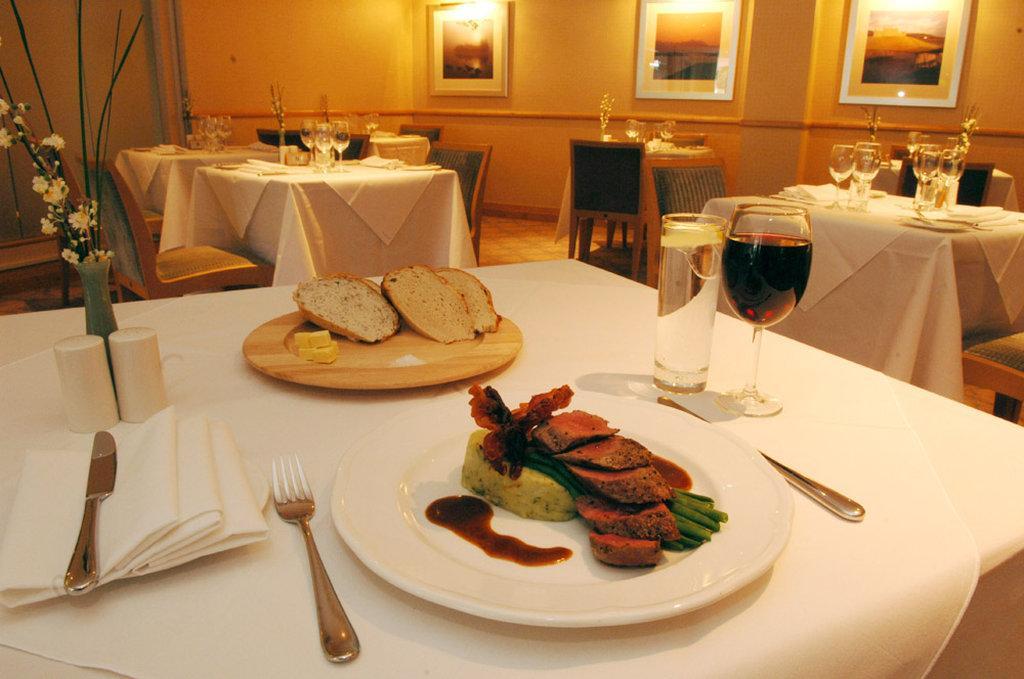 Leonardo Hotel Inverness Restaurang bild